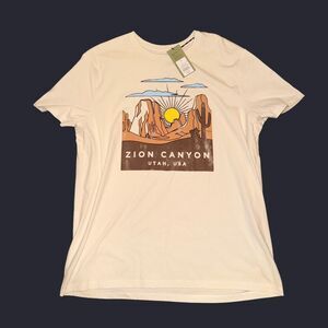 Goodfellow-co Men's White and Cream T-shirt